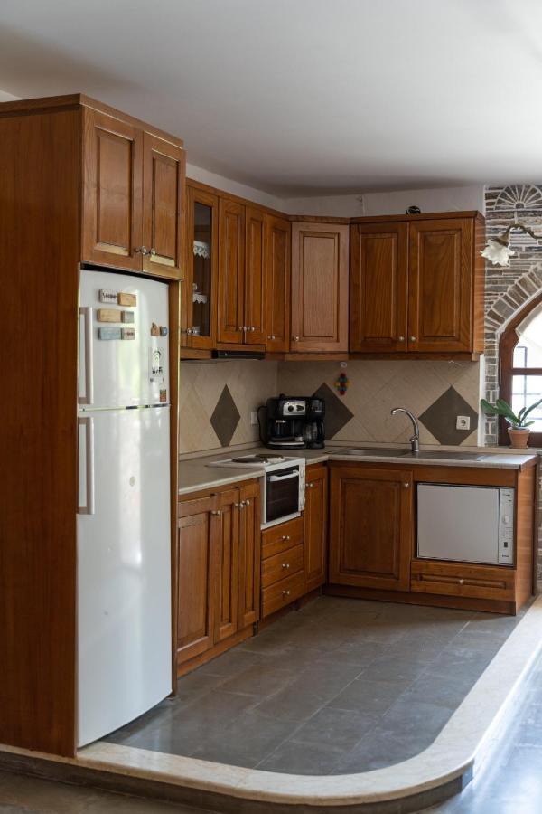 Sotiria House Apartment Sea View Lovely Garden Ierissos Bagian luar foto