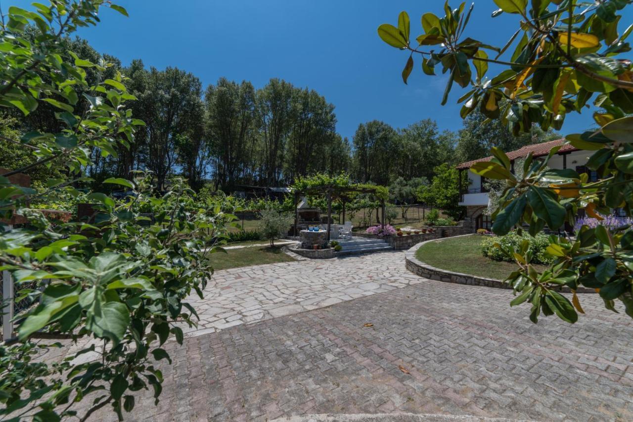 Sotiria House Apartment Sea View Lovely Garden Ierissos Bagian luar foto